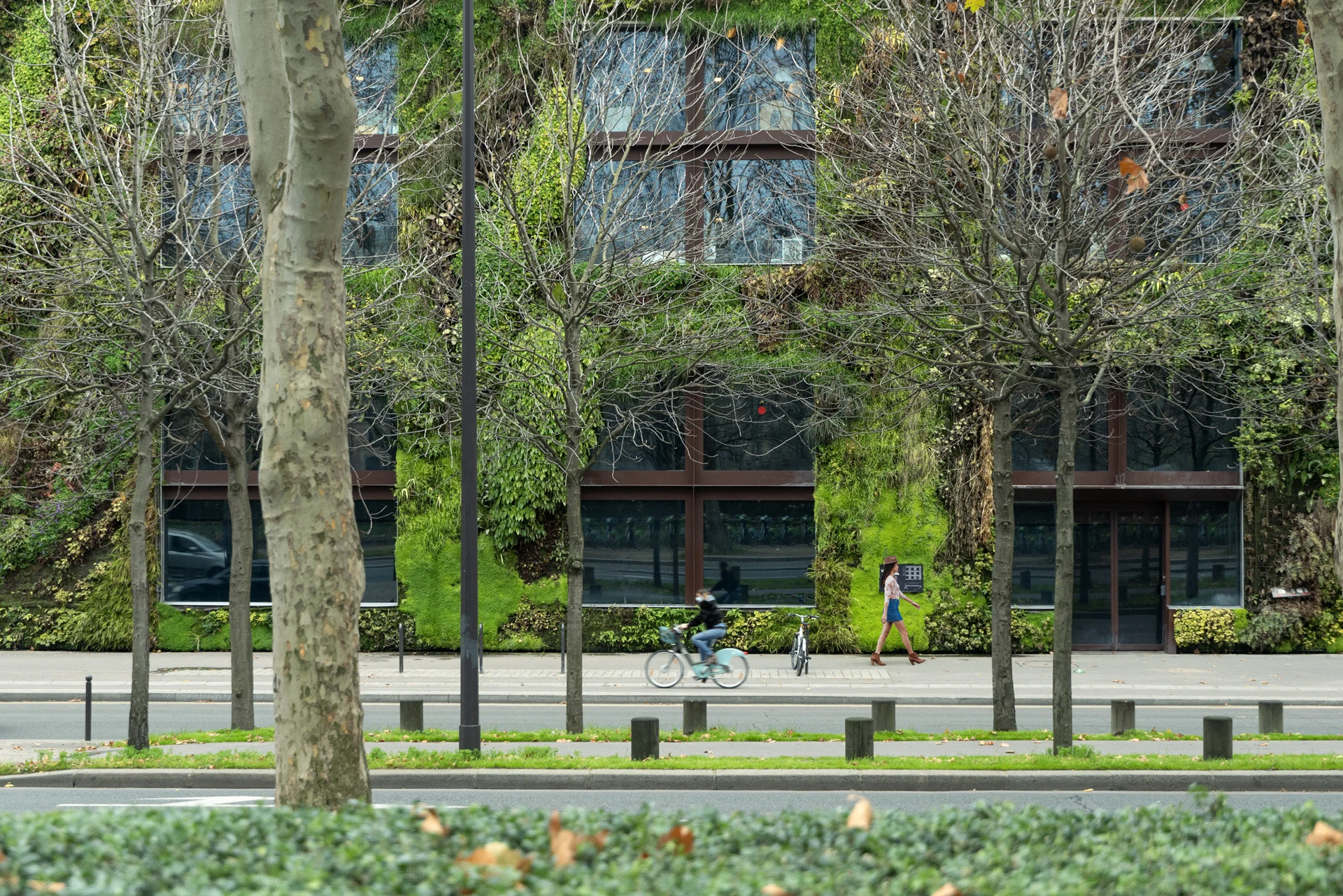 Paris Tourisme — Branly-10047